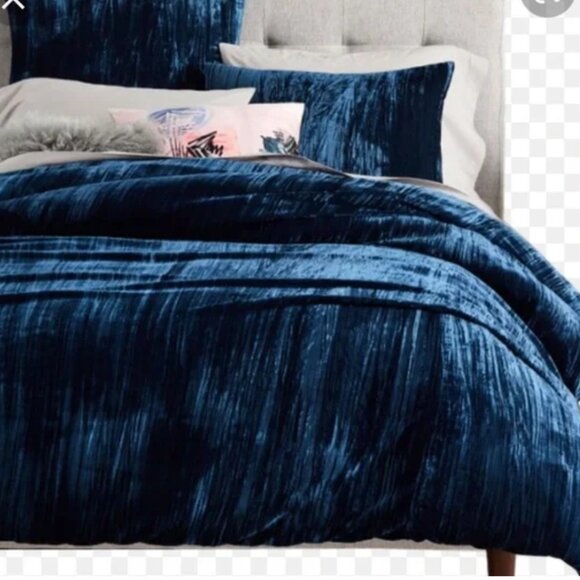 West Elm Other - West Elm Lush Crinkle Velvet Queen Duvet Cover & 2 Euro Shams ~ Regal Blue